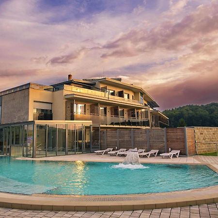 Hotel Bioterme Mala Nedelja ليوتومير المظهر الخارجي الصورة